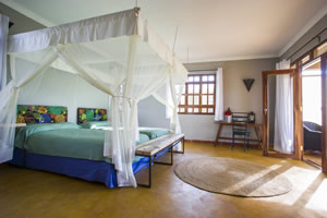 Standard Twin Room at Farm House Valley Lodge.  Bathroom ensuite and verandah